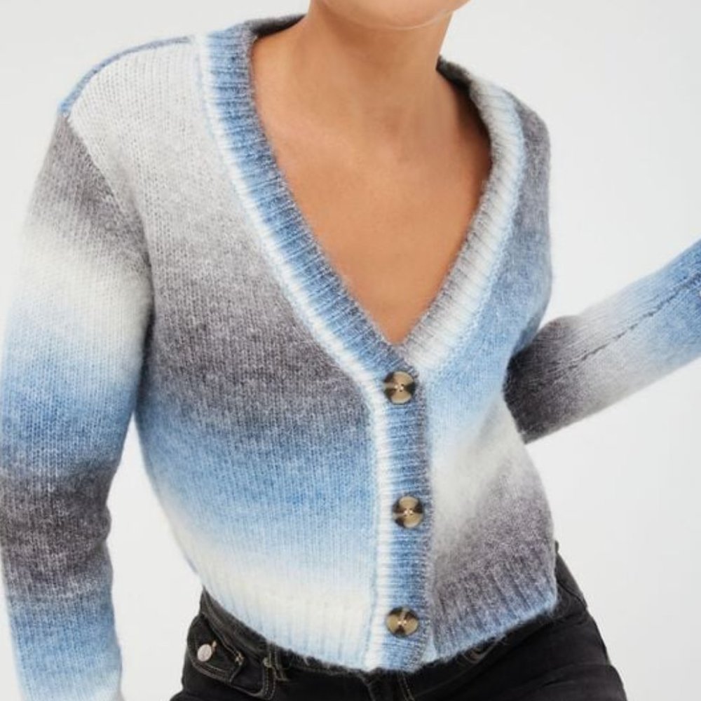 NWT Ombre Cardigan Blue & Grey Gradient Size Small